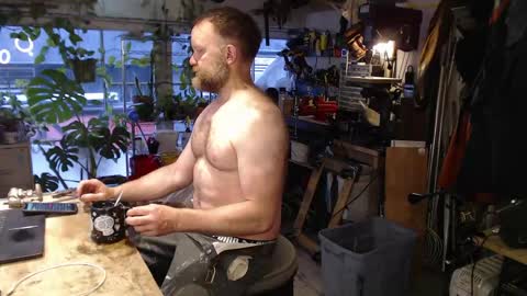 Seattlemanwhore online show from May 7, 2026, 2:22 pm