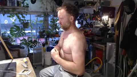 Seattlemanwhore online show from June 6, 2026, 2:11 pm