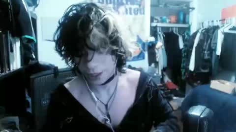 Moxie online show from March 19, 2026, 12:47 am