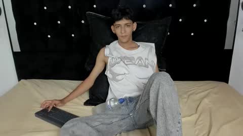 Sebastian Alvarez online show from March 4, 2026, 1:33 am