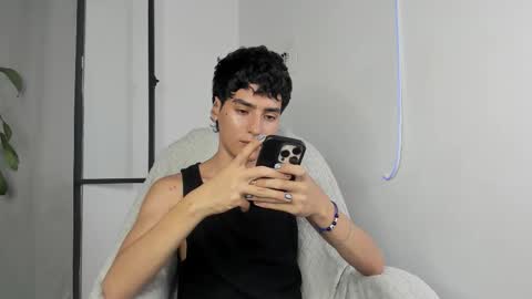 Snapshot of sebas_rosse chatting on September 30, 2025, 12:15 am sebastian online show from September 30, 2025, 12:15 am