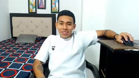 sebasbight online show from September 28, 2025, 12:49 am