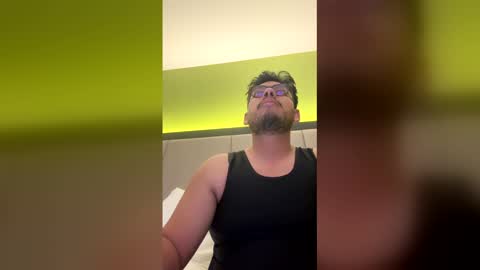 sebasbilbao7 online show from March 17, 2026, 6:06 am