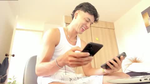 SEBAS  online show from November 29, 2025, 7:50 pm