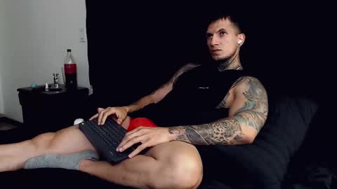 Sebastian online show from September 29, 2025, 9:52 pm