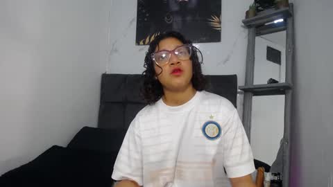 sebastian n alinson online show from December 4, 2024, 3:04 am