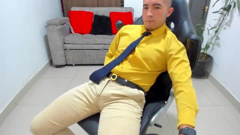 Snapshot of sebastian_oconnor77 chatting on January 11, 2025, 7:16 pm juan  sebastian online show from January 11, 2025, 7:16 pm