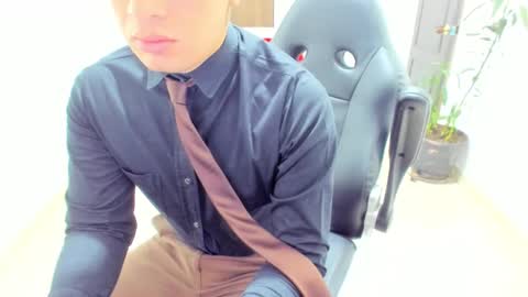 Snapshot of sebastian_oconnor77 chatting on January 16, 2025, 12:31 pm juan  sebastian online show from January 16, 2025, 12:31 pm
