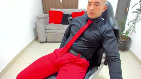 Snapshot of sebastian_oconnor77 chatting on January 20, 2025, 6:10 pm juan  sebastian online show from January 20, 2025, 6:10 pm