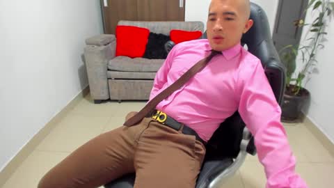 Snapshot of sebastian_oconnor77 chatting on January 21, 2025, 3:10 pm juan  sebastian online show from January 21, 2025, 3:10 pm