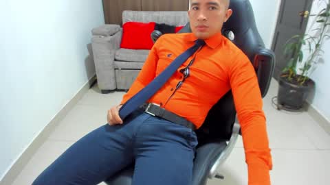 Snapshot of sebastian_oconnor77 chatting on January 27, 2025, 3:18 pm juan  sebastian online show from January 27, 2025, 3:18 pm