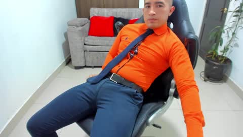 Snapshot of sebastian_oconnor77 chatting on January 27, 2025, 6:20 pm juan  sebastian online show from January 27, 2025, 6:20 pm