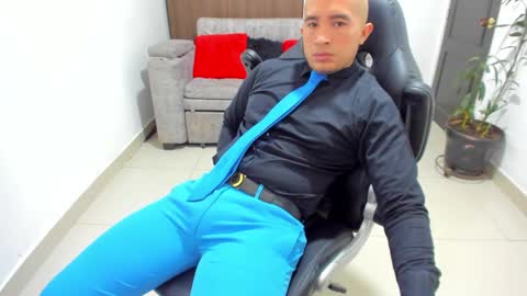 Snapshot of sebastian_oconnor77 chatting on January 28, 2025, 3:14 pm juan  sebastian online show from January 28, 2025, 3:14 pm
