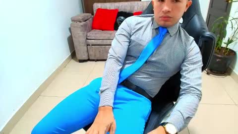 Snapshot of sebastian_oconnor77 chatting on February 2, 2025, 12:24 pm juan  sebastian online show from February 2, 2025, 12:24 pm