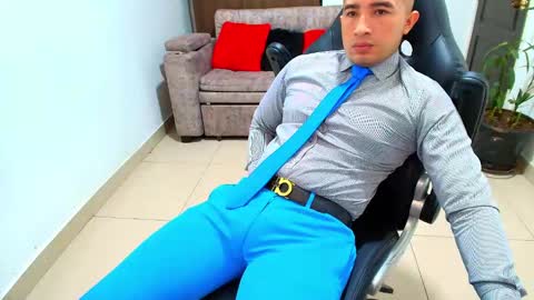 Snapshot of sebastian_oconnor77 chatting on February 2, 2025, 3:28 pm juan  sebastian online show from February 2, 2025, 3:28 pm