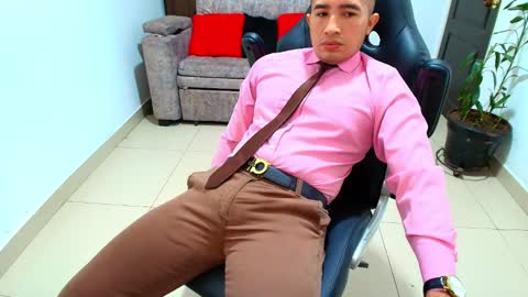 Snapshot of sebastian_oconnor77 chatting on February 7, 2025, 3:19 pm juan  sebastian online show from February 7, 2025, 3:19 pm