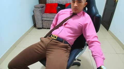 Snapshot of sebastian_oconnor77 chatting on February 9, 2025, 12:08 pm juan  sebastian online show from February 9, 2025, 12:08 pm