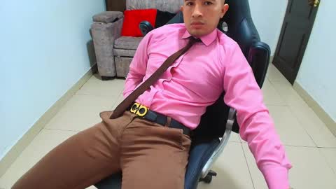 Snapshot of sebastian_oconnor77 chatting on February 9, 2025, 3:12 pm juan  sebastian online show from February 9, 2025, 3:12 pm