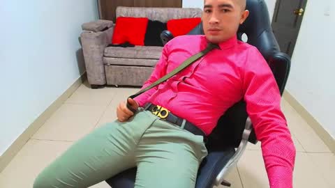 Snapshot of sebastian_oconnor77 chatting on February 13, 2025, 3:24 pm juan  sebastian online show from February 13, 2025, 3:24 pm