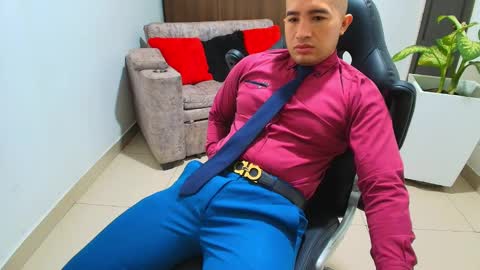 Snapshot of sebastian_oconnor77 chatting on March 3, 2025, 12:37 pm juan  sebastian online show from March 3, 2025, 12:37 pm