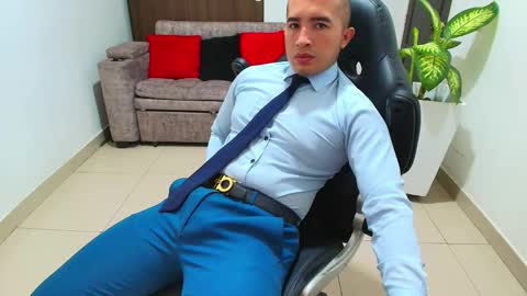 Snapshot of sebastian_oconnor77 chatting on March 8, 2025, 6:58 pm juan  sebastian online show from March 8, 2025, 6:58 pm