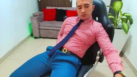Snapshot of sebastian_oconnor77 chatting on March 11, 2025, 6:30 pm juan  sebastian online show from March 11, 2025, 6:30 pm