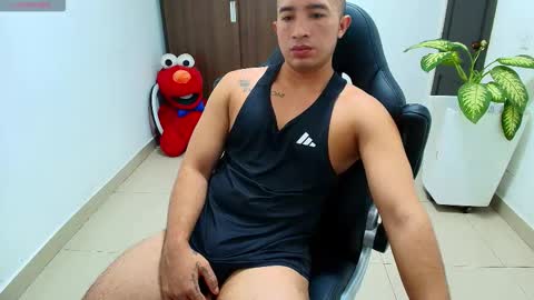 Snapshot of sebastian_oconnor77 chatting on September 30, 2025, 12:54 pm juan  sebastian online show from September 30, 2025, 12:54 pm