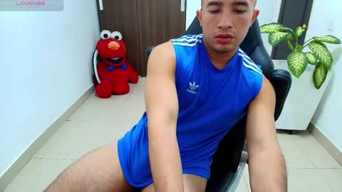 Snapshot of sebastian_oconnor77 chatting on October 11, 2025, 4:38 pm juan  sebastian online show from October 11, 2025, 4:38 pm