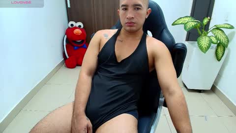 Snapshot of sebastian_oconnor77 chatting on October 14, 2025, 12:50 pm juan  sebastian online show from October 14, 2025, 12:50 pm