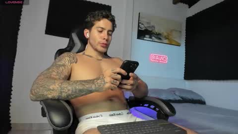 Lucian Sinclair online show from November 2, 2025, 10:34 pm