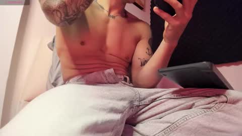 Lucian Sinclair online show from February 9, 2026, 3:54 am