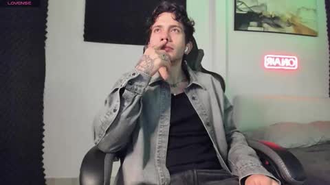 Lucian Sinclair online show from February 15, 2026, 1:13 am