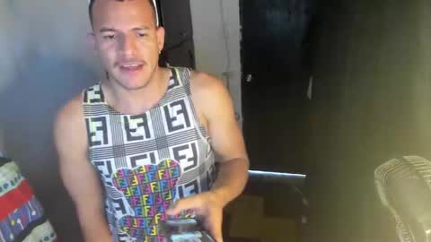 Snapshot of sebastianp13 chatting on December 6, 2024, 7:01 pm sebatian palacios online show from December 6, 2024, 7:01 pm