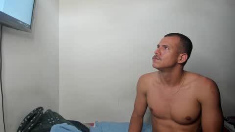 Snapshot of sebastianp13 chatting on December 19, 2024, 4:35 pm sebatian palacios online show from December 19, 2024, 4:35 pm