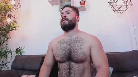 Snapshot of sebastianvilla__ chatting on May 24, 2026, 9:42 pm Instagram jeanpaulfit online show from May 24, 2026, 9:42 pm