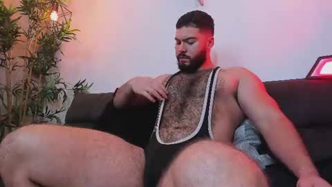 Snapshot of sebastianvilla__ chatting on June 13, 2026, 9:02 pm Instagram jeanpaulfit online show from June 13, 2026, 9:02 pm