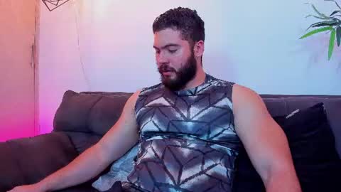Snapshot of sebastianvilla__ chatting on July 13, 2026, 11:07 pm Instagram jeanpaulfit online show from July 13, 2026, 11:07 pm