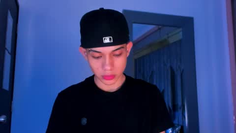 Sebastian online show from March 1, 2026, 8:00 pm