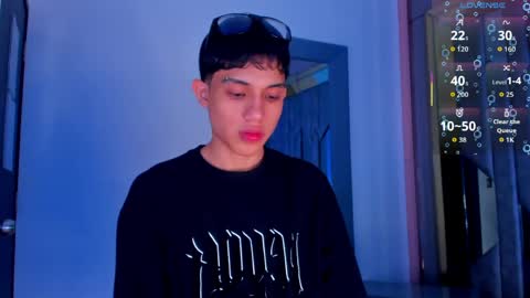 Sebastian online show from April 25, 2026, 8:39 pm