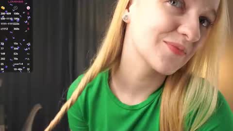 Snapshot of sebrinarainha chatting on September 26, 2025, 7:51 pm Rina online show from September 26, 2025, 7:51 pm