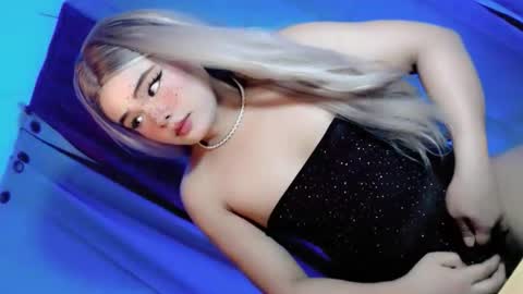 kwen online show from March 11, 2026, 4:57 pm