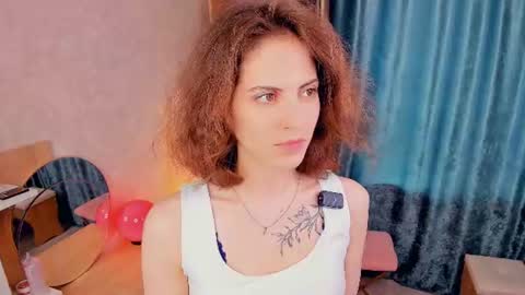 Mia online show from June 18, 2026, 5:41 am