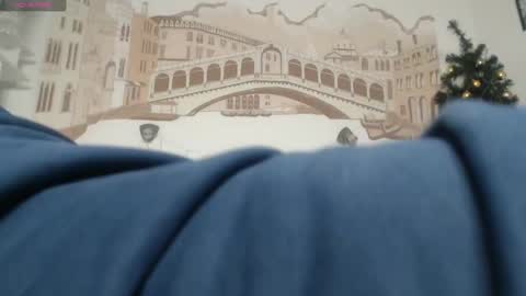 Emma online show from January 16, 2026, 12:42 pm