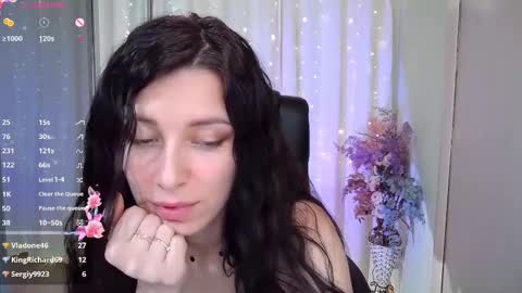 Eleanora online show from March 1, 2025, 4:04 am