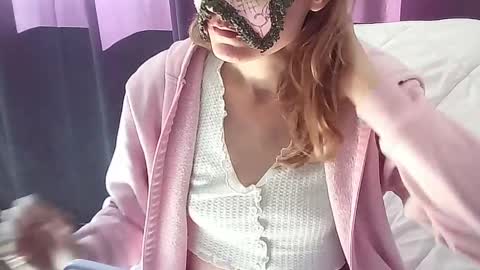 Anni online show from April 15, 2026, 8:43 am