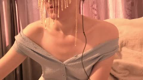 Snapshot of secretanni chatting on May 27, 2026, 8:33 am Anni online show from May 27, 2026, 8:33 am