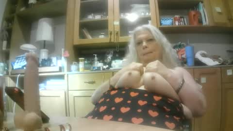 secretbbw_gilf online show from December 15, 2024, 5:56 am