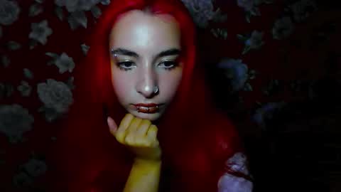 secretbloom_ online show from September 10, 2025, 11:10 am