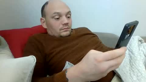 Simon online show from January 1, 2025, 12:33 pm