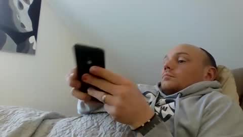 Simon online show from February 17, 2025, 1:32 pm